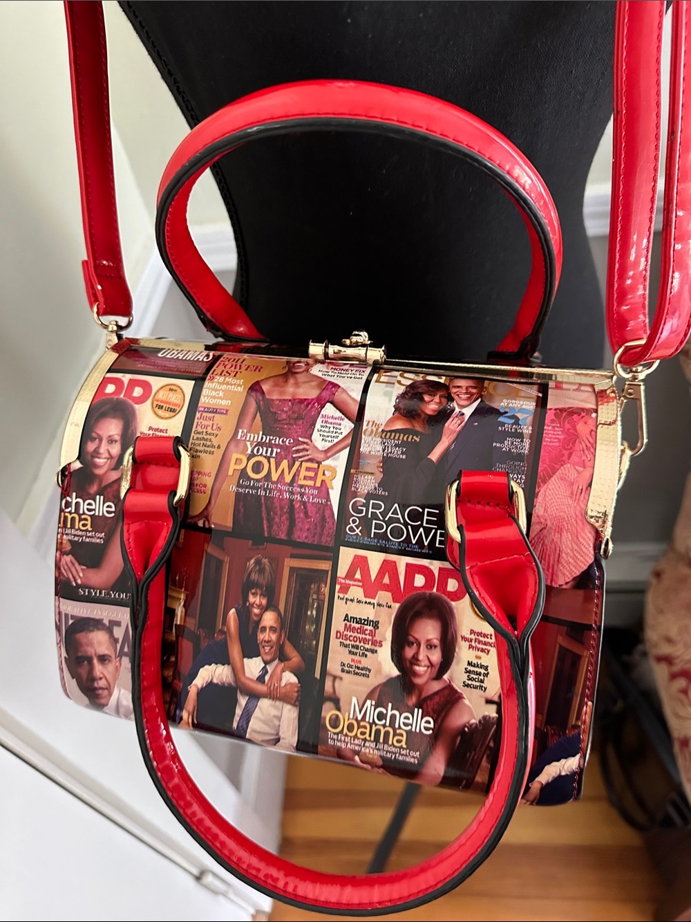 Michelle Obama Magazine Cover Handbag- Everyday Statement Bag - Picture 7 of 15